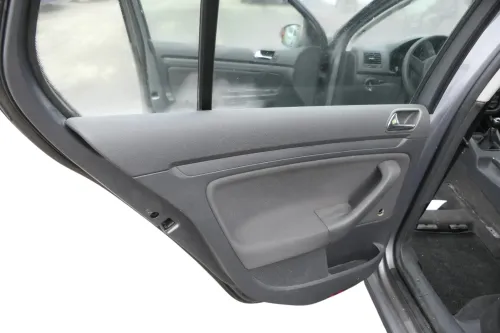 VW Golf 5 Limousine Türverkleidung Verkleidung Tür hinten links 4/5-Türer (160313)