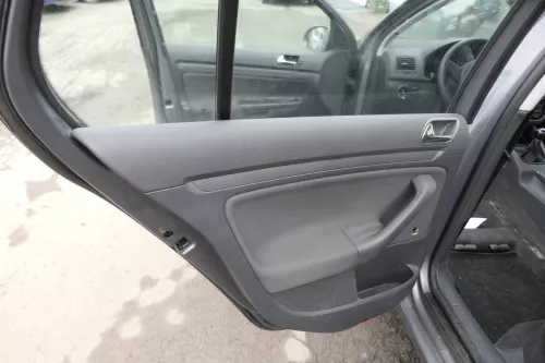 VW Golf 5 Limousine Türverkleidung Verkleidung Tür hinten links 4/5-Türer (160313)