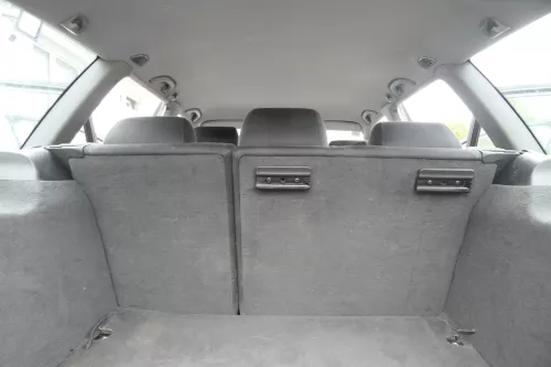 Audi A4 B5 Sitz Sitze hinten Rückbank Rücksitzbank Kombi schwarz Sitzflä (160463)