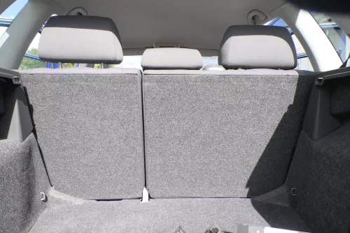 VW Polo 9N 9N3 Sitz Rückbank Sitzfläche Sitze 3 Punkt Gurt hinten mit Kopfstütze (160529)