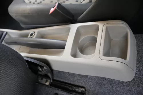 Skoda Fabia 6Y Mittelkonsole Mitteltunnel um Schaltung 6Y0863242  QZY grau (160670)
