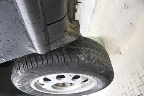 Audi A3 8L Alufelgen Reifen 195/65 R15 Sommerreifen 4-6mm 8L0601025E (160747)