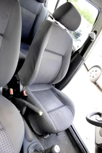 VW Polo 6N2 Seat Ibiza 6K Golf 3 Sitz vorne links Fahrersitz 4/5-Türer höhenvers (160800)