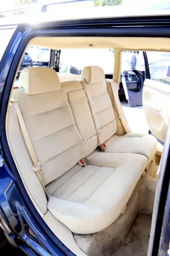 VW Passat 3B 3BG Kombi Variant Sitz Rückbank Rücksitzbank ohneKopfstützen beige (160812)