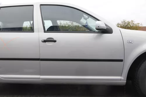 VW Golf 4 Bora Tür vorne rechts Beifahrertür 4/5-Türer +Kombi Avant silber LB7Z  (161077)