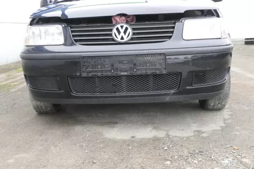 VW Polo 6N2 Stoßstange vorne Frontstoßstange Stoßfänger schwarz LC9Z +Grill d