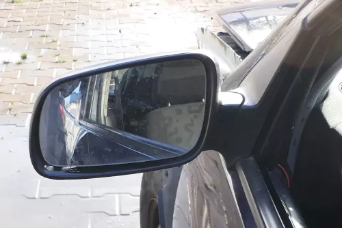 VW Golf 4 Bora 1J manueller Spiegel vorne links Außenspiegel Schwarz matt (161711)