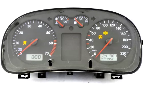 VW Golf 4 Tacho Tachometer Kombiinstrument 241.000km 1J0919861 1,4 16V 75PS 55kw (161716)