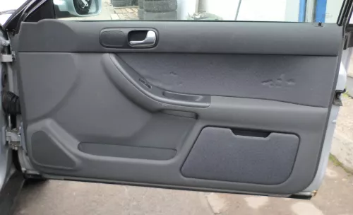 Audi A3 8L Türverkleidung Verkleidung Tür vorne rechts 2/3-Türer s (161720)