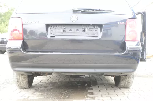 VW Passat 3BG 3B6 Kombi Stoßstange hinten Heckstoßstange Stoßfänger schwarz LC9Z (162017)