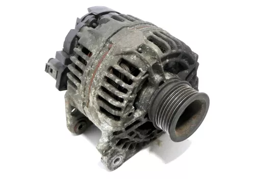 VW Golf 4 Audi A3 8L Lichtmaschine Generator 038903018P 90A 028903028D