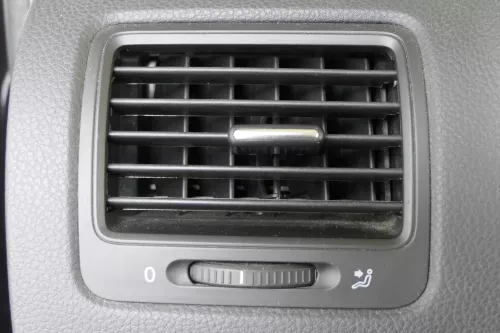 VW Golf 5 1K auch Kombi Lüftungsdüse Düse Lüftung Frischluftausströmer links