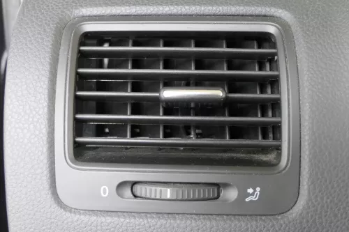 VW Golf 5 1K auch Kombi Lüftungsdüse Düse Lüftung Frischluftausströmer links (162110)