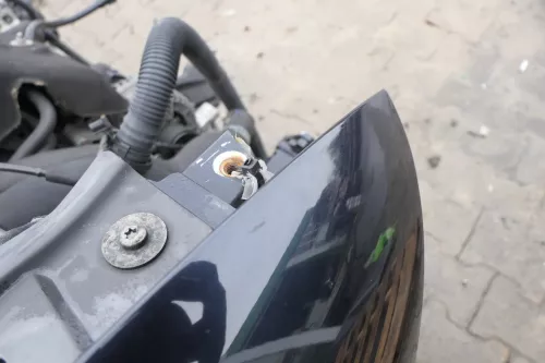 Audi A2 8Z Kotflügel vorne rechts blau LZ5Q kobaltblau c (162182)