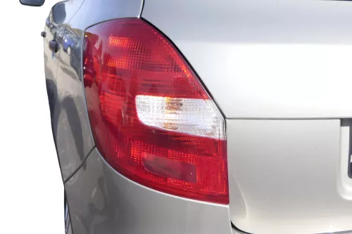 Skoda Fabia 5J Schrägheck Rücklicht Rückleuchte original hinten links 5J6945111