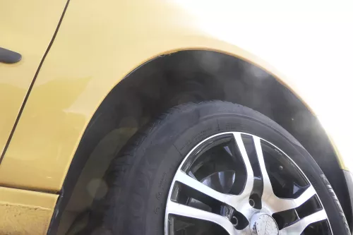 VW Fox 5Z Kotflügel vorne rechts gelb LY1C (162306)