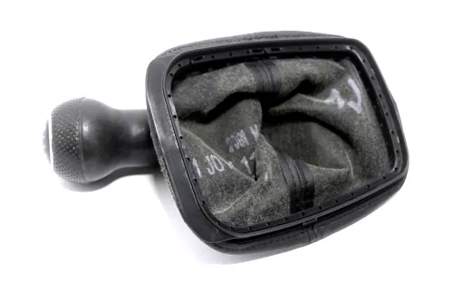 VW Golf 4 Bora Schaltknauf Schaltsack Schaltknüppel schwarz Benziner 6-Gang 1J d (162416)