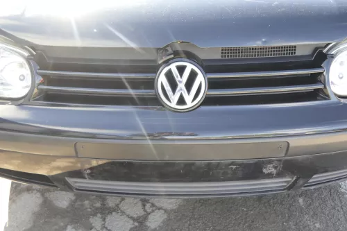 VW Golf 4 1J Stoßstange vorne Stoßfänger vorn schwarz L041 Frontstoßstange (162429)