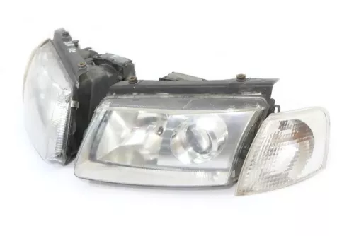 VW Passat 3B Scheinwerfer rechts und links vorne Xenon + Steuergerät (162650)
