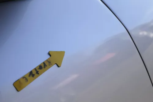 VW Amarok 2H Tür vorne rechts Beifahrertür silber LA7W - ohne Anbauteile (162811)