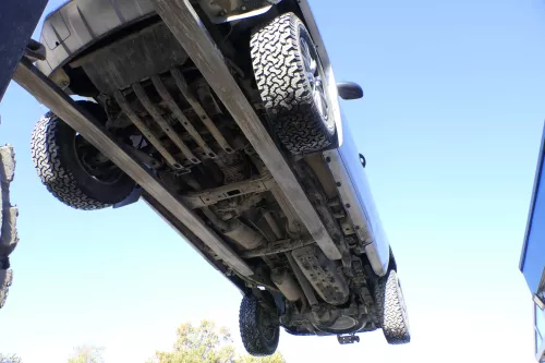 VW Amarok 2H Bremssattel Sattel vorne links 2H0615123B