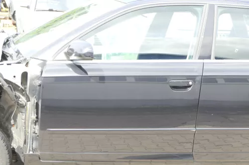 Audi A4 B7 8E Tür vorne links schwarz LZ9Y Kombi+Limo mit Rahmen (162970)