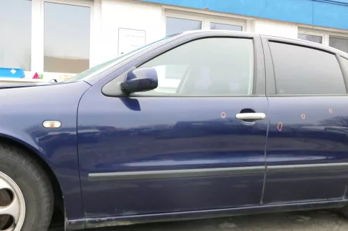 Seat Leon Toledo 1M Tür vorne links Fahrertür blau LB5N -ohne Anbauteile