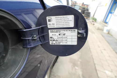Seat Toledo 1M Tankdeckel Deckel Tank Tankverschluß blau LB5N (163168)