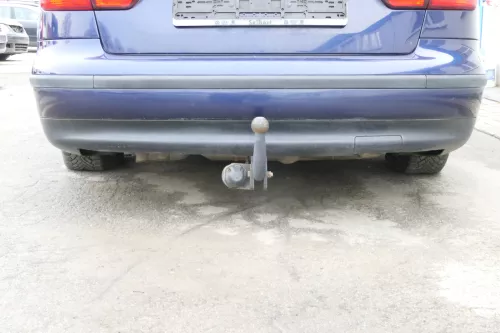 Seat Toledo 1M Stoßstange Heckstoßstange hinten blau LB5N