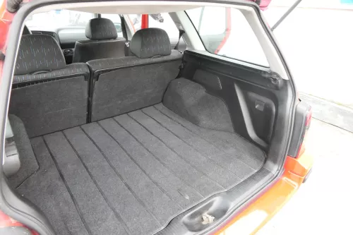 VW Golf 3 1H Variant Kombi Verkleidung Teppich Kofferraum Kofferraumteppich schw