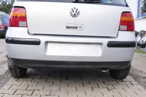 VW Golf 4 Limousine Stoßstange hinten Heckstoßstange Stoßfänger silber LB7Z grau
