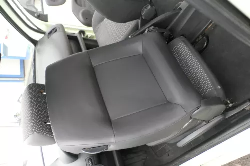 Seat Arosa Lupo Sitz vorne links Fahrersitz Höhenverstellung (163288)