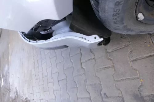 VW Passat 3BG Stoßstange vorne Frontstoßstange Stoßfänger silber LA7W reflexsilb (163297)