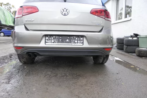 VW Golf 7 5G Limousine Stoßstange hinten Heckstoßstange braun golf LC8Y PDC (163670)