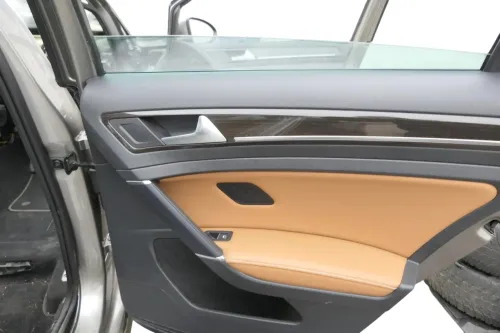 VW Golf 7 5G Limousine Türverkleidung Tür vorn hinten 4/5-Türer Leder braun (163678)