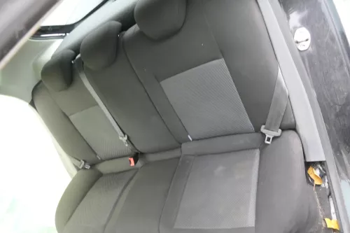 Seat Ibiza 6J Rückbank Rücksitzbank Sitz Sitzbank 3-Punkt Sitze -ohne Kopfstütze (163844)