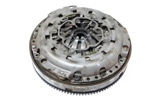 Audi A6 4B A4 Schwungrad Kupplung Zweimassenschwungrad 2,5 TDI BDG BDH AYM BFC