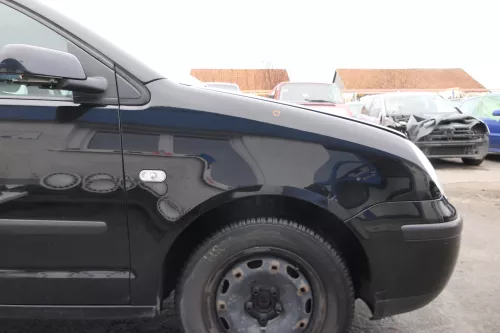 VW Polo 9N Kotflügel vorne rechts schwarz L041 bis ca.Bj.2004 