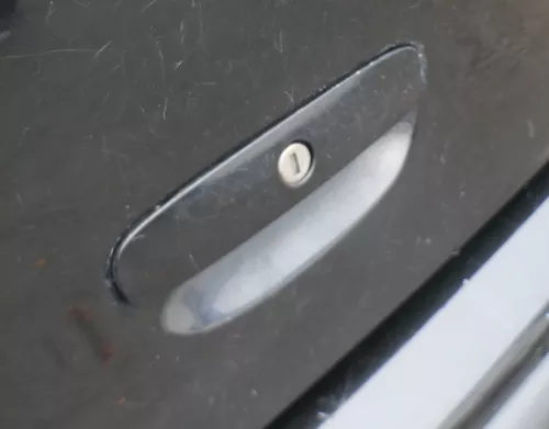VW Polo 9N 9N3 Griff Heckkklappe Heckklappengriff schwarz L041 (164275)