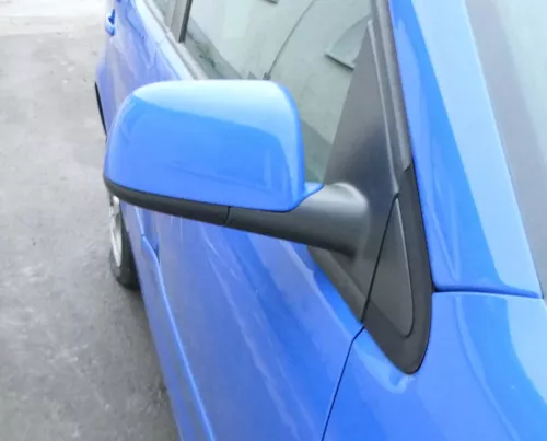 VW Polo 9N 9N3 manueller Spiegel Außenspiegel rechts vorne blau LA5F