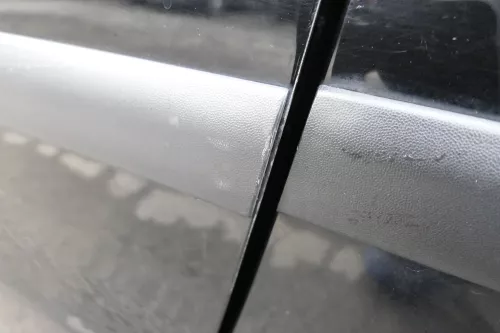 VW Polo 9N 9N3 Tür vorne links Fahrertür 2/3-Türer schwarz L041 ohneAnbautei (164331)