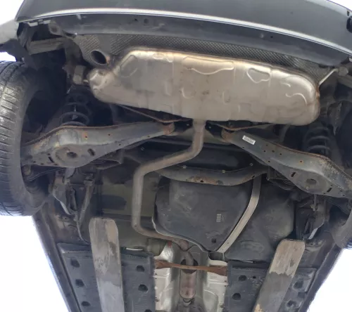 VW Golf 5 + 5M Plus Auspuff Mittelschalldämper + Ends hinten CGGA 1,4 80 PS (164372)