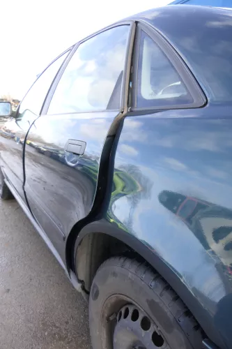 Audi A4 B5 Tür Türblatt hinten links grün LZ6U Kombi Limo (164423)