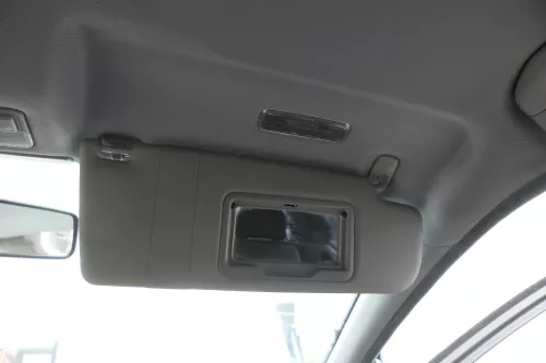 Audi A3 8L A4 B5 Sonnenblende vorne rechts mit Stecker beleuchtet elefant DJ