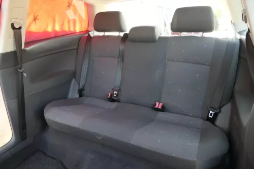 VW Polo 9N 9N3 Sitz Rückbank Sitzfläche Sitze 3 Punkt Gurt hinten mit Kopfstütze