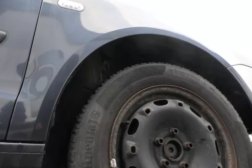 VW Polo 9N Kotflügel vorne rechts grau LC7V bis ca.Bj.2004  (164836)