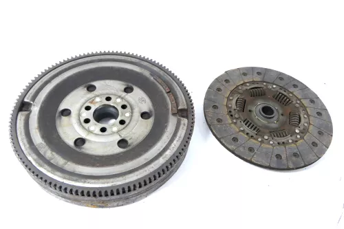 VW Passat 3B A4 B5 Schwungrad Zweimassenschwungrad AVF 1,9 TDI 96kw 136PS (164949)