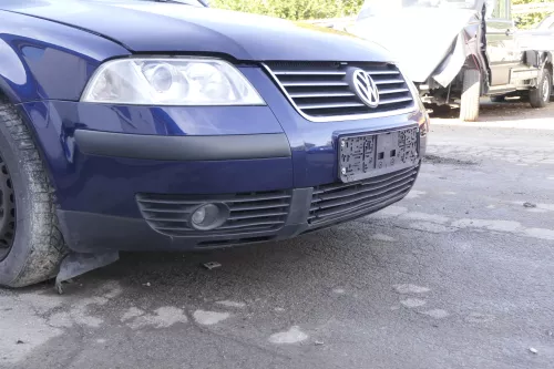 VW Passat 3BG Stoßstange vorne Frontstoßstange Stoßfänger blau LB5N (164993)