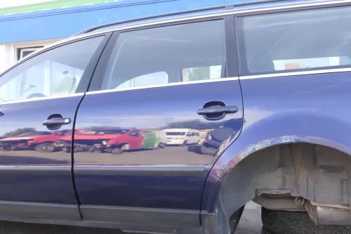 VW Passat 3B 3BG Kombi Variant Tür hinten links blau LB5N ohneAnbauteile