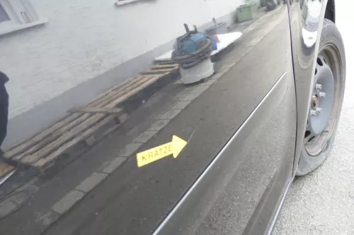 VW Touran 1T3 1T Tür vorne rechts Beifahrertür schwarz LC9Z ohne Anbauteile (165048)